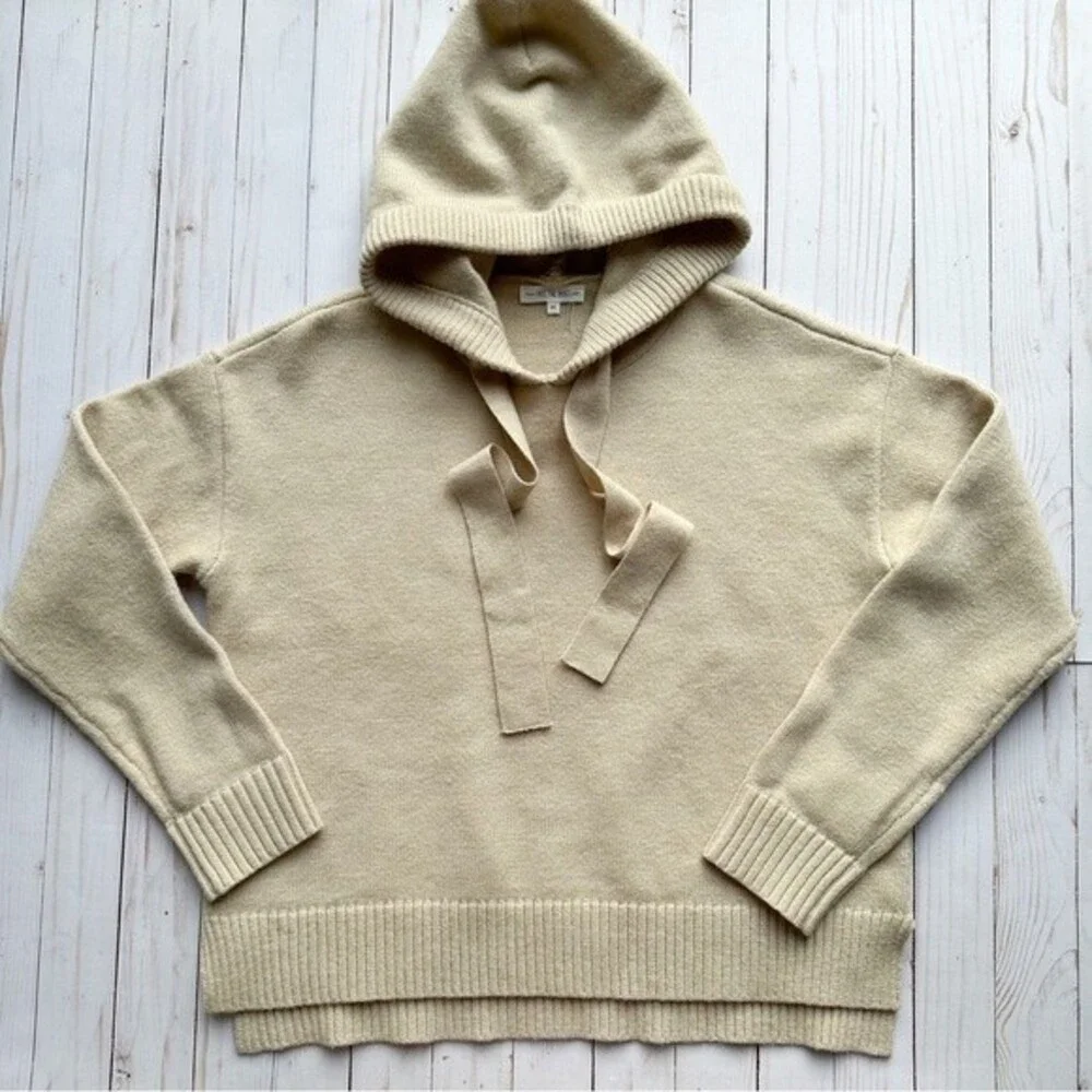 Free the Roses Size XS Oversized Hoodie Sweater